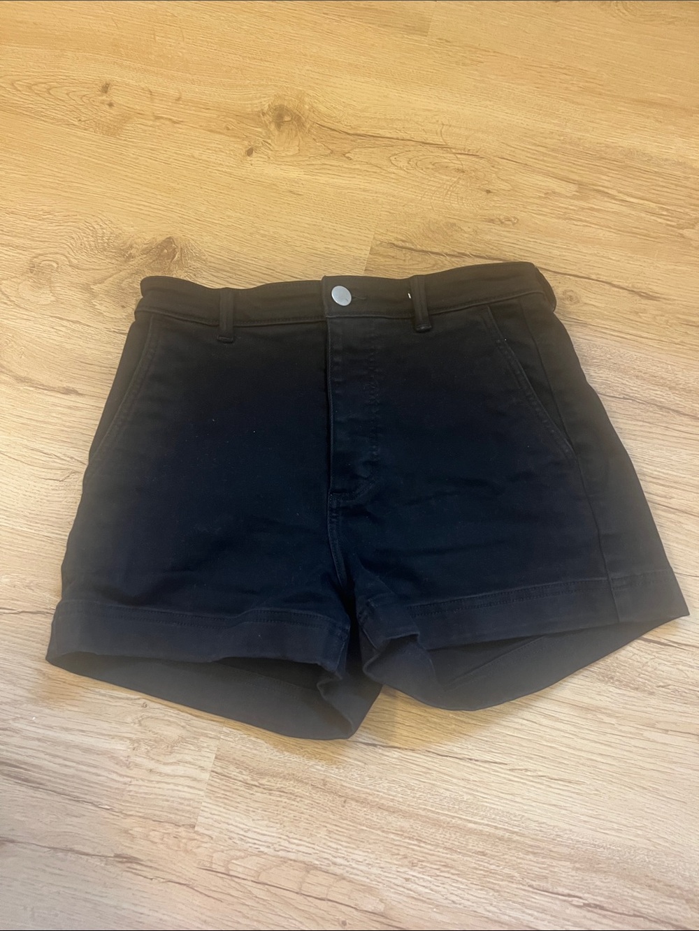 Everlane High Rise Black Jean Short Size 2